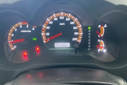 harmaa Toyota Hilux 2011 kuva 10.