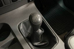 harmaa Toyota Hilux 2011 kuva 15.