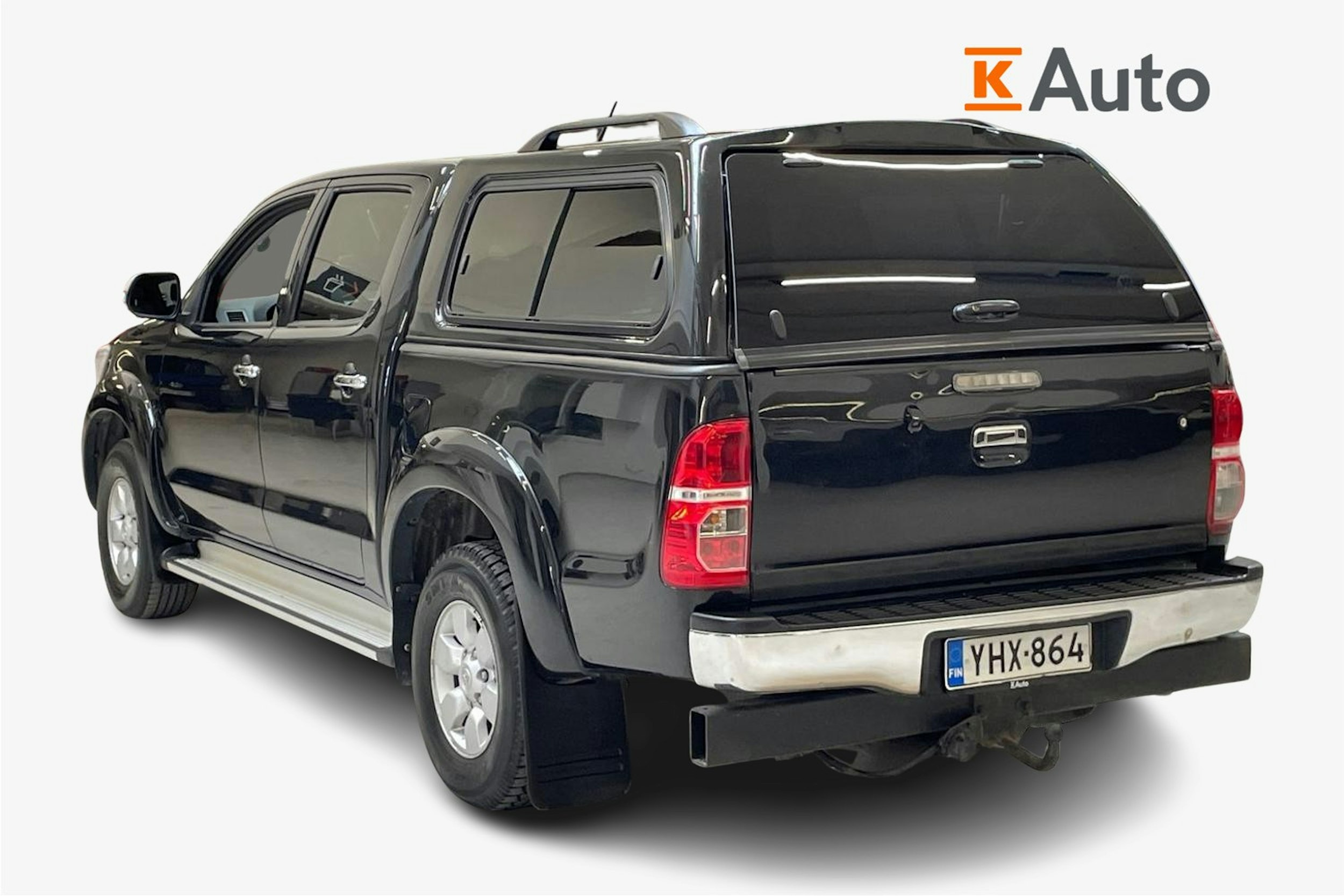musta Toyota Hilux 2011 kuva 2.