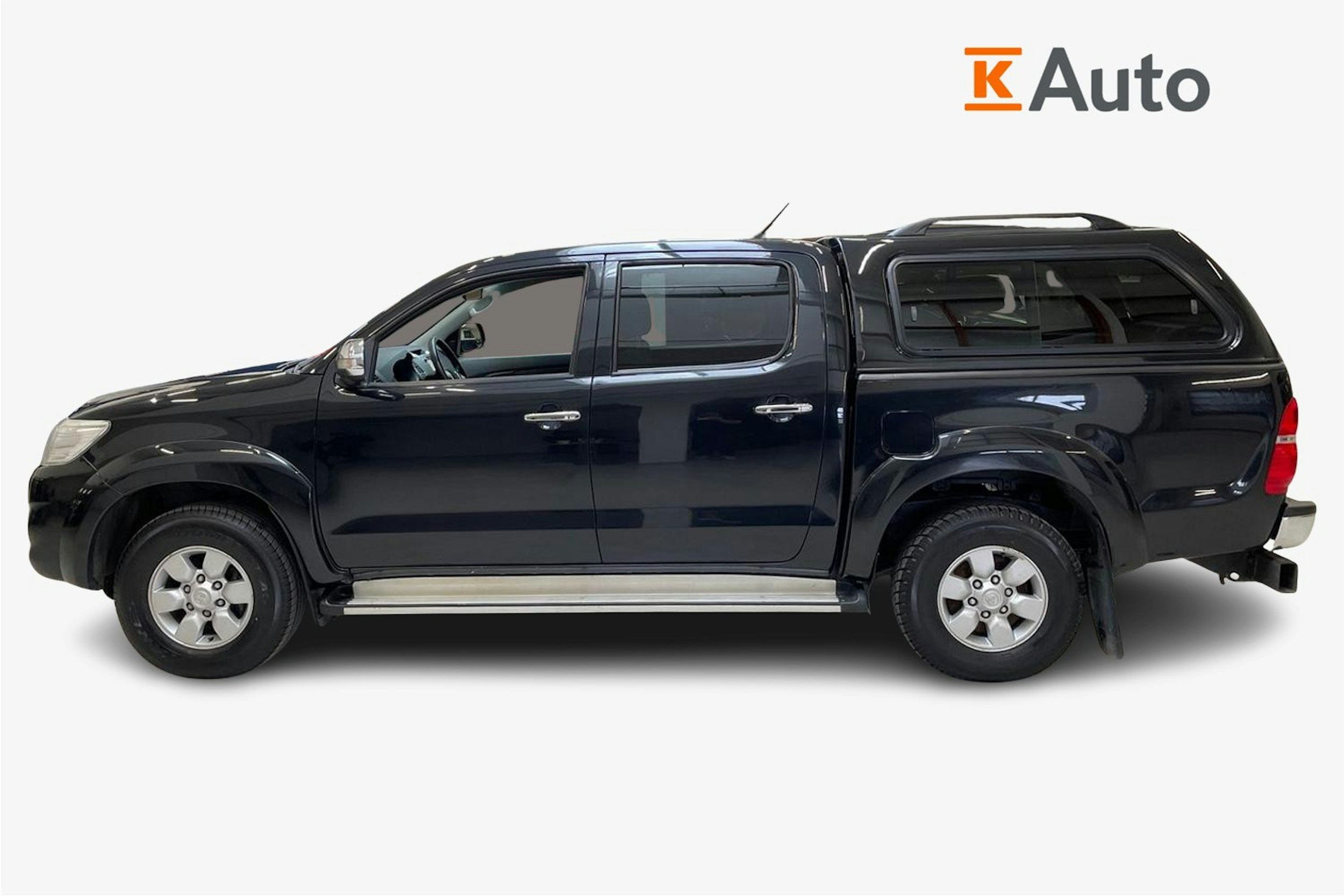 musta Toyota Hilux 2011 kuva 6.