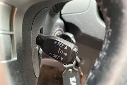 musta Toyota Hilux 2011 kuva 19.
