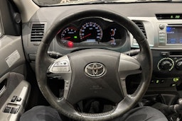 harmaa Toyota Hilux 2012 kuva 15.