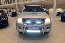 harmaa Toyota Hilux 2012 kuva 23.