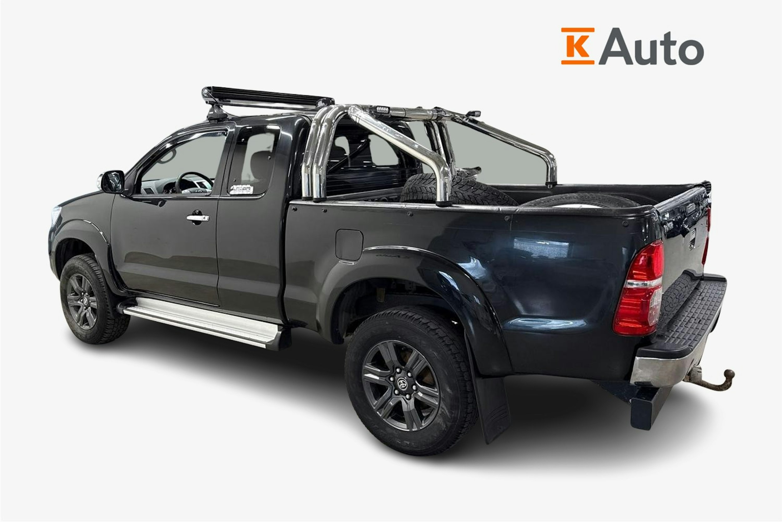 musta Toyota Hilux 2012 kuva 5.