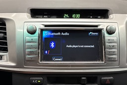 musta Toyota Hilux 2012 kuva 17.