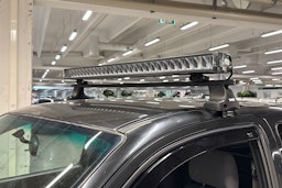 musta Toyota Hilux 2012 kuva 23.