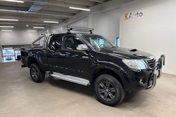 musta Toyota Hilux 2012 kuva 24.