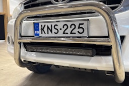 valkoinen Toyota Hilux 2012 kuva 27.