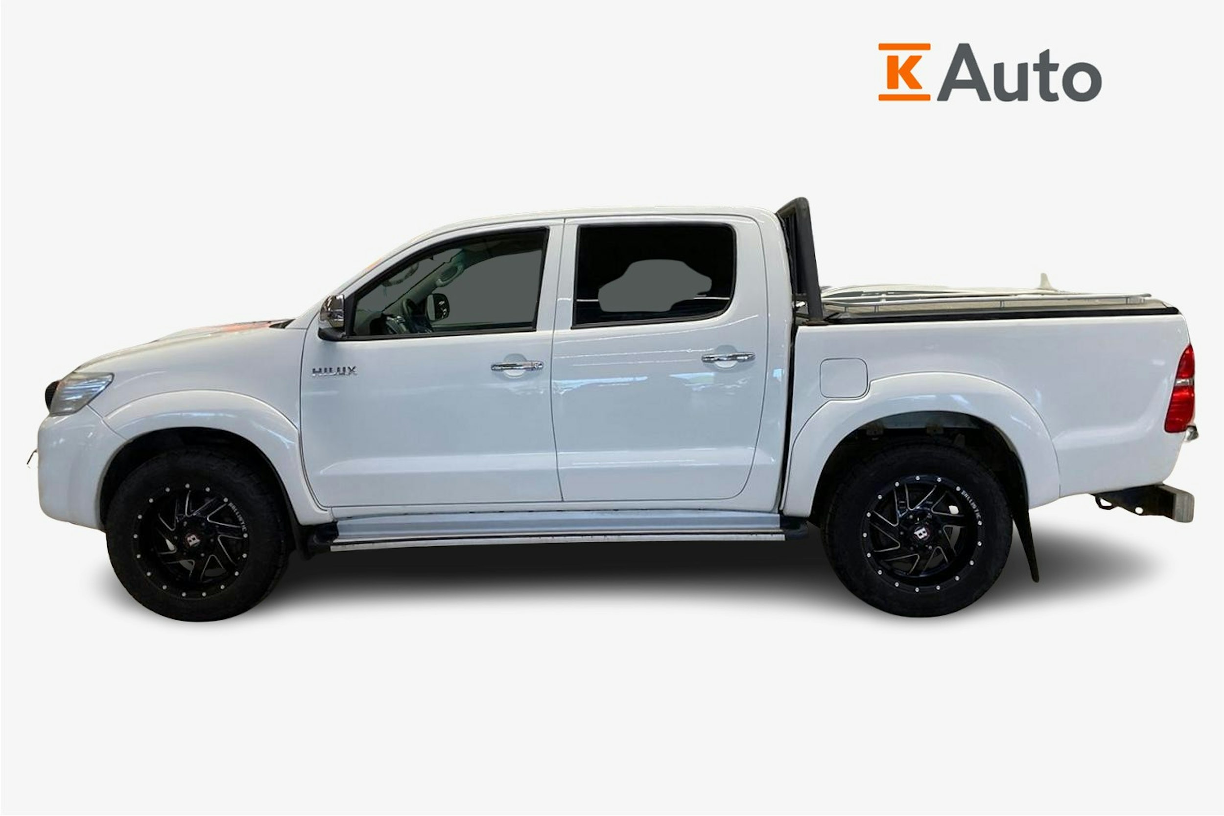 valkoinen Toyota Hilux 2013 kuva 5.