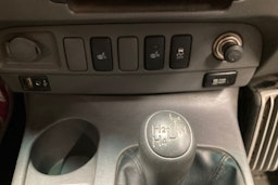 valkoinen Toyota Hilux 2013 kuva 19.