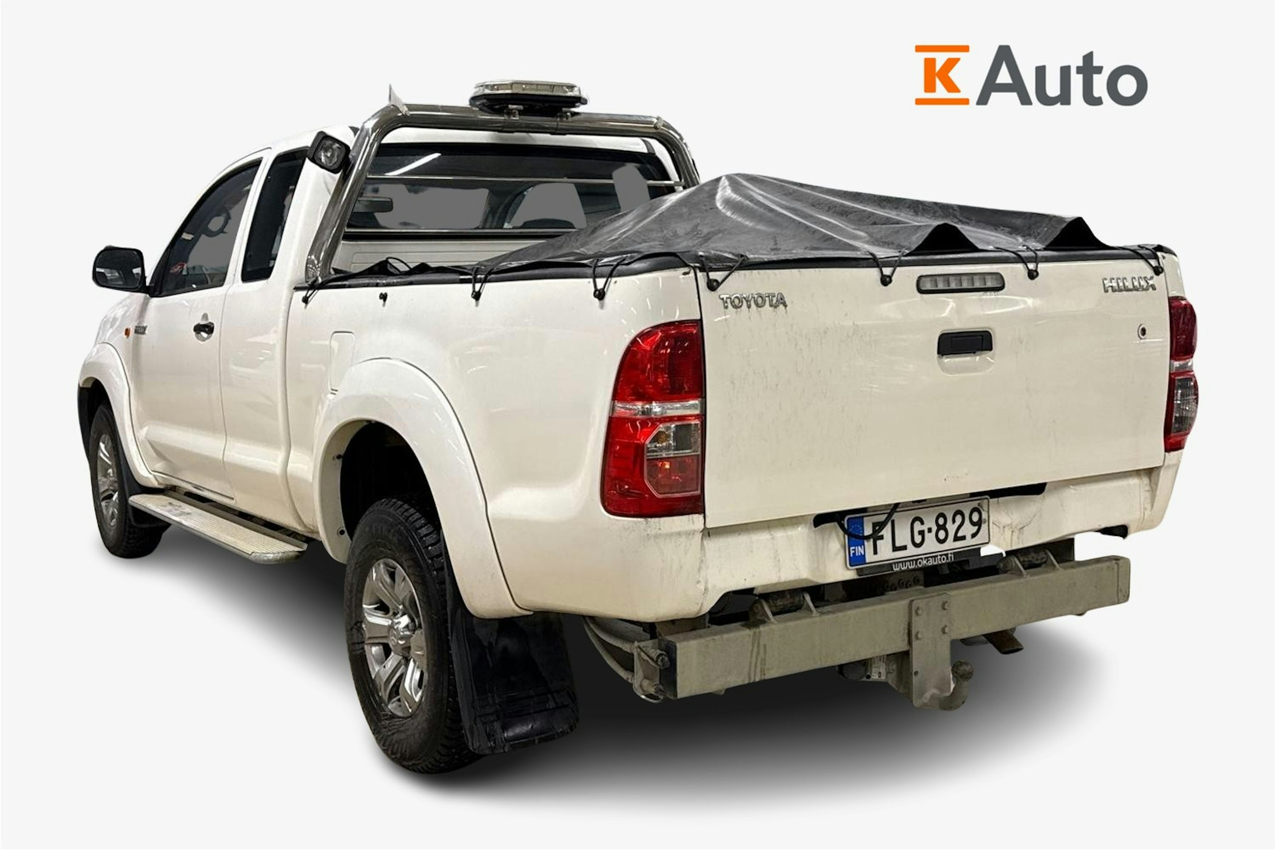 valkoinen Toyota Hilux 2014 kuva 2.