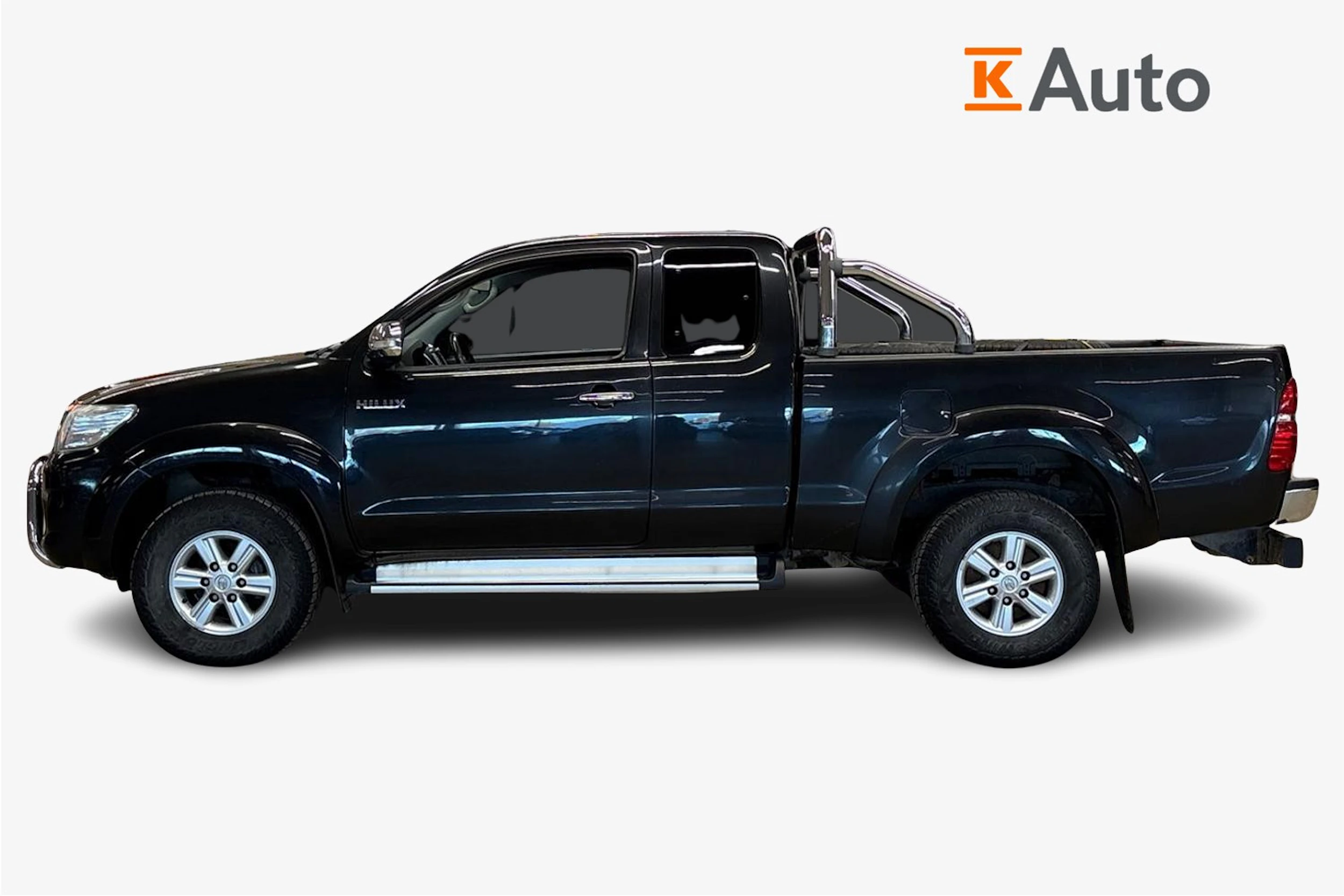 musta Toyota Hilux 2014 kuva 7.