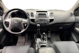 harmaa Toyota Hilux 2014 kuva 9.