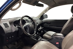 sininen Toyota Hilux 2014 kuva 3.