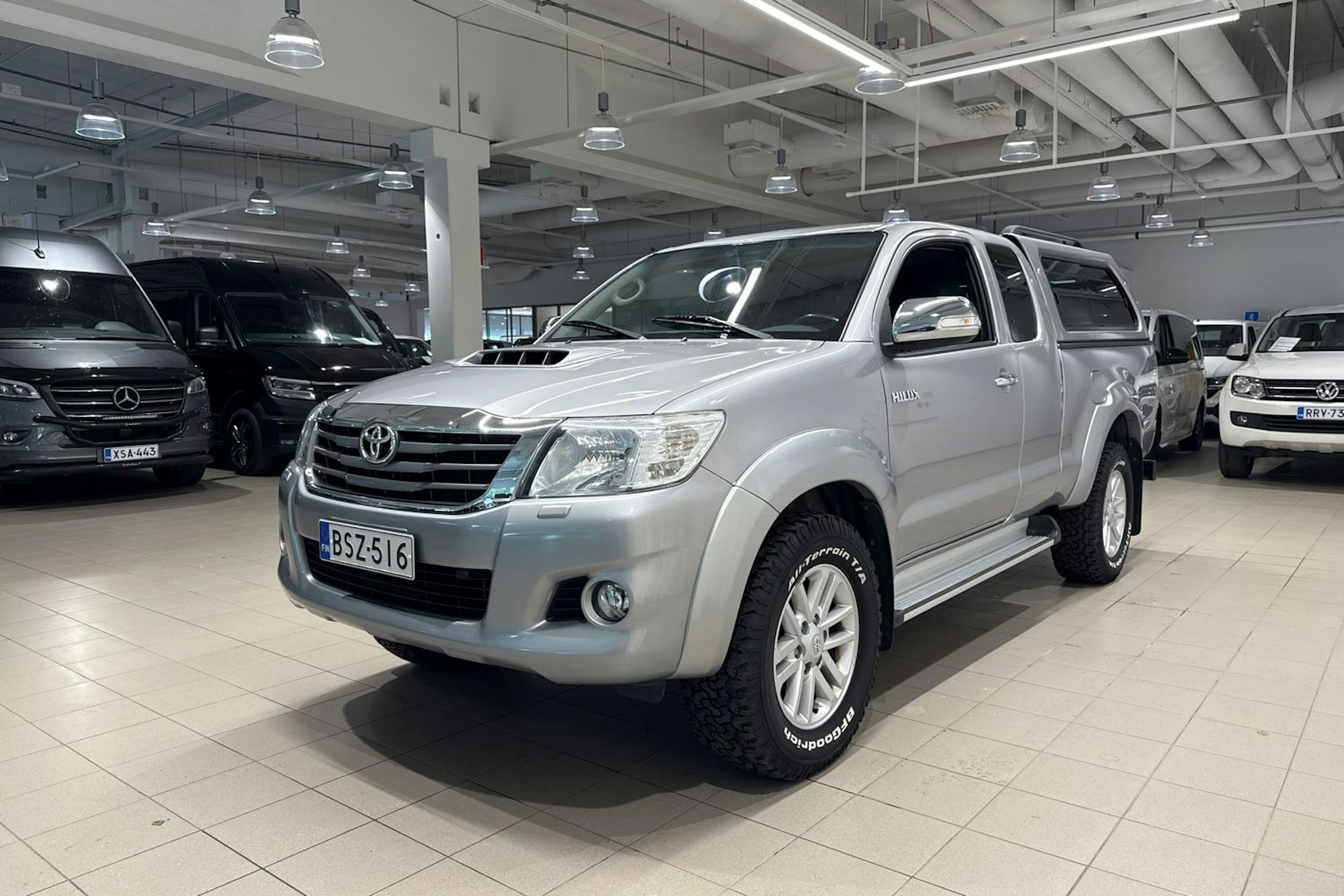 hopea Toyota Hilux 2015 kuva 13.