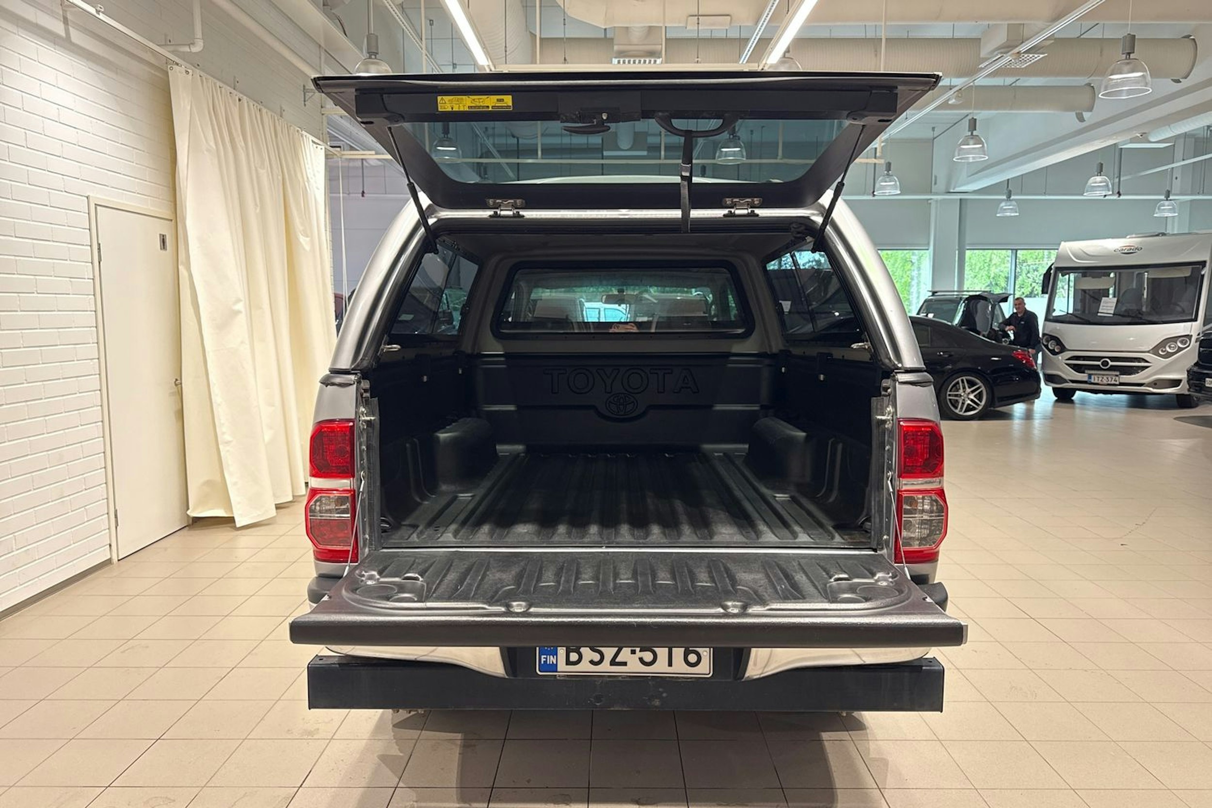 hopea Toyota Hilux 2015 kuva 15.