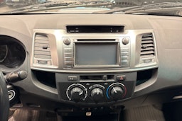 hopea Toyota Hilux 2015 kuva 18.
