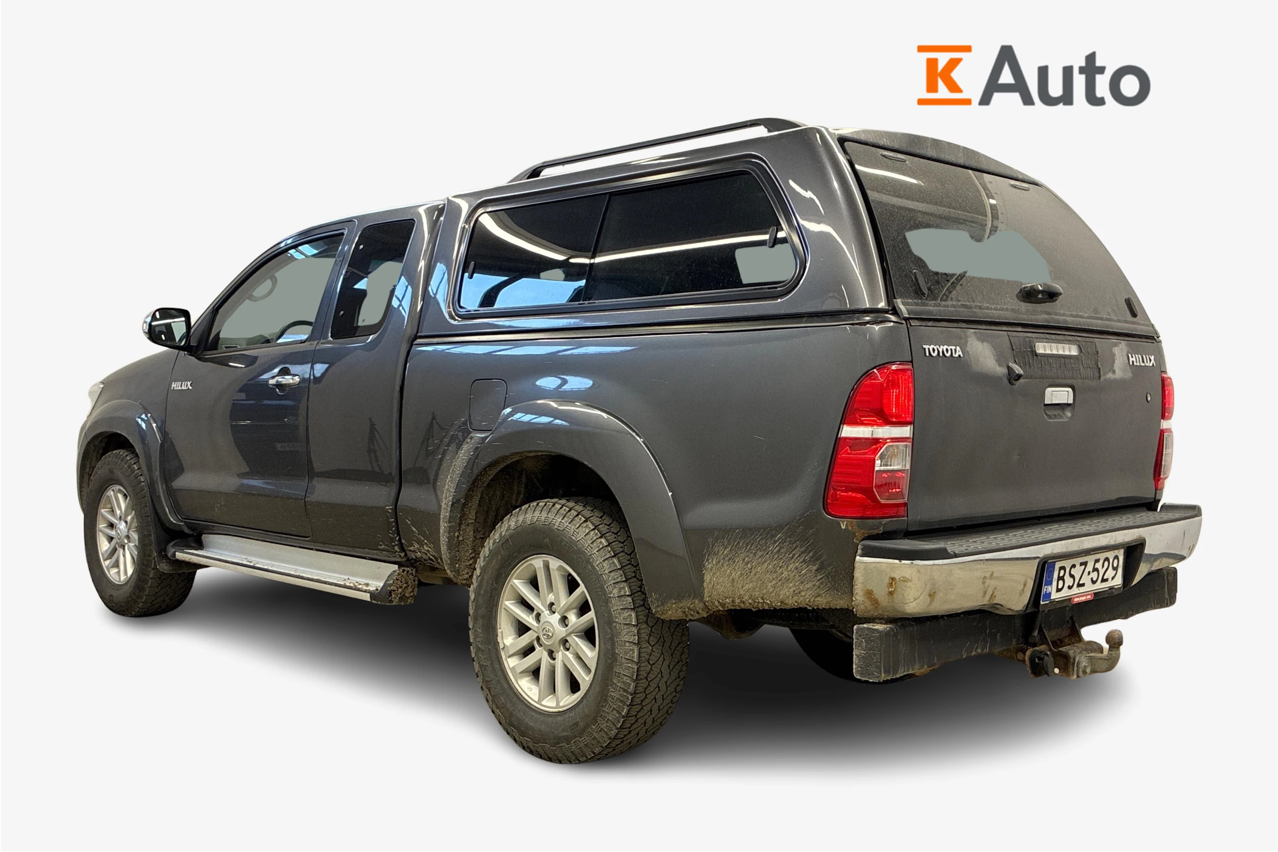 harmaa Toyota Hilux 2015 kuva 2.