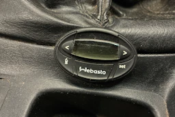 harmaa Toyota Hilux 2015 kuva 6.