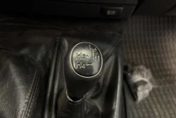 harmaa Toyota Hilux 2015 kuva 8.