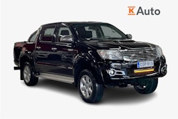 Musta Toyota Hilux 2015 kuva 1.