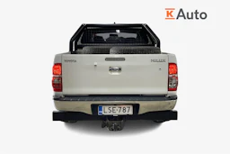 Valkoinen Toyota Hilux 2015 kuva 4.