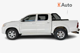 Valkoinen Toyota Hilux 2015 kuva 7.
