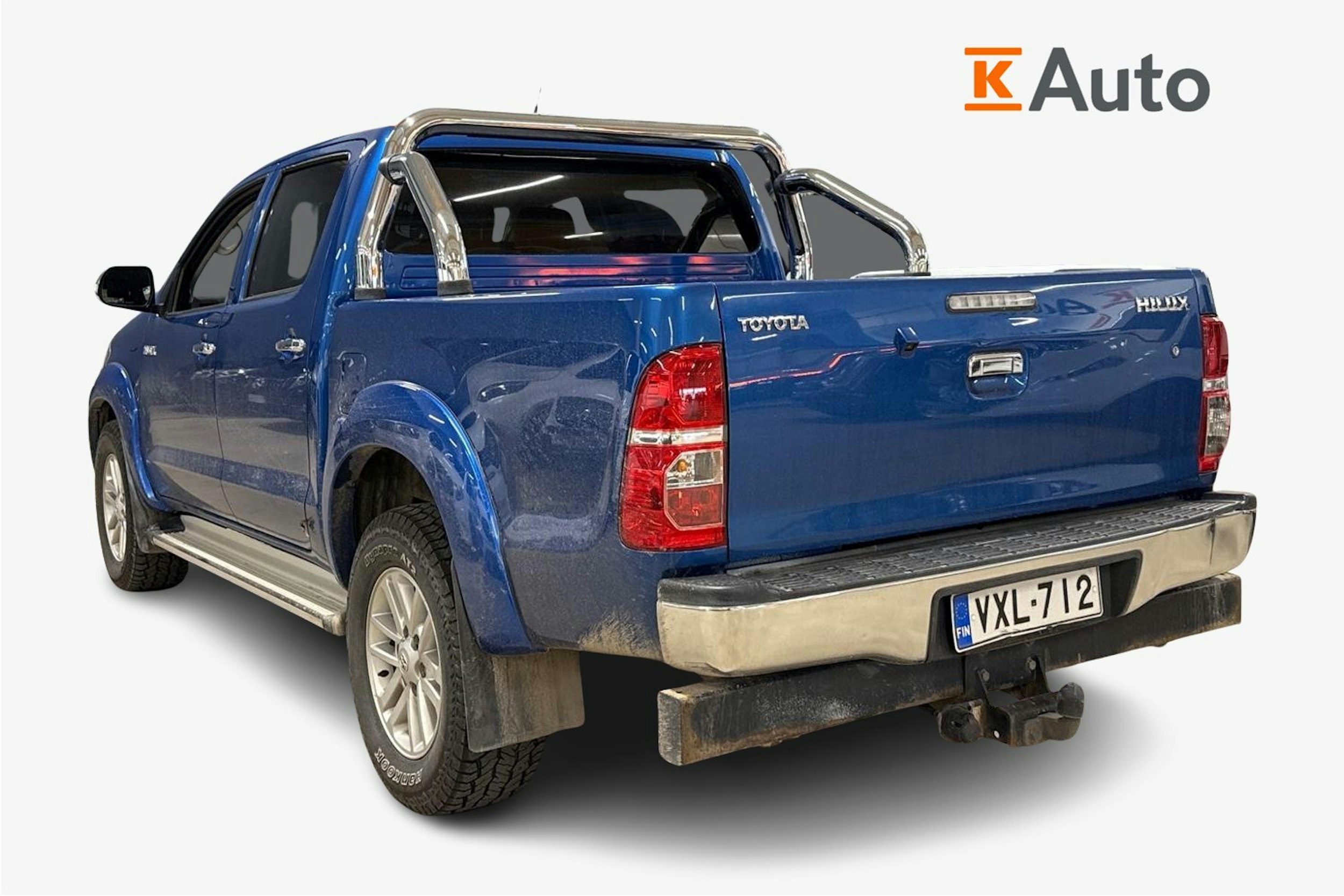 sininen Toyota Hilux 2015 kuva 2.