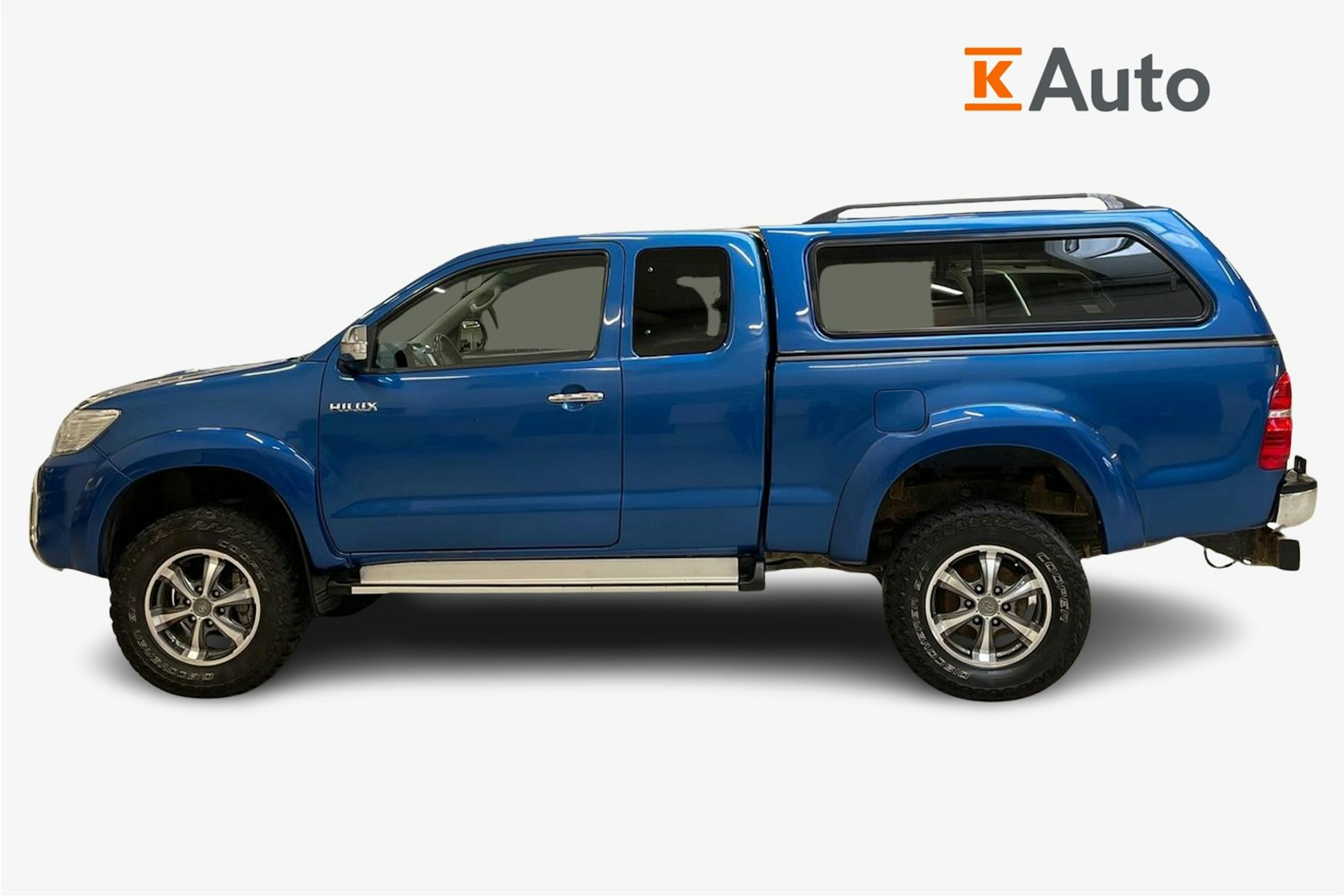 sininen Toyota Hilux 2015 kuva 6.