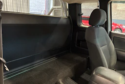 valkoinen Toyota Hilux 2015 kuva 10.