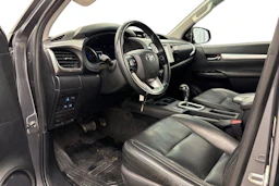 met. harmaa Toyota Hilux 2016 kuva 8.