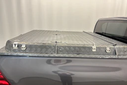 met. harmaa Toyota Hilux 2016 kuva 17.