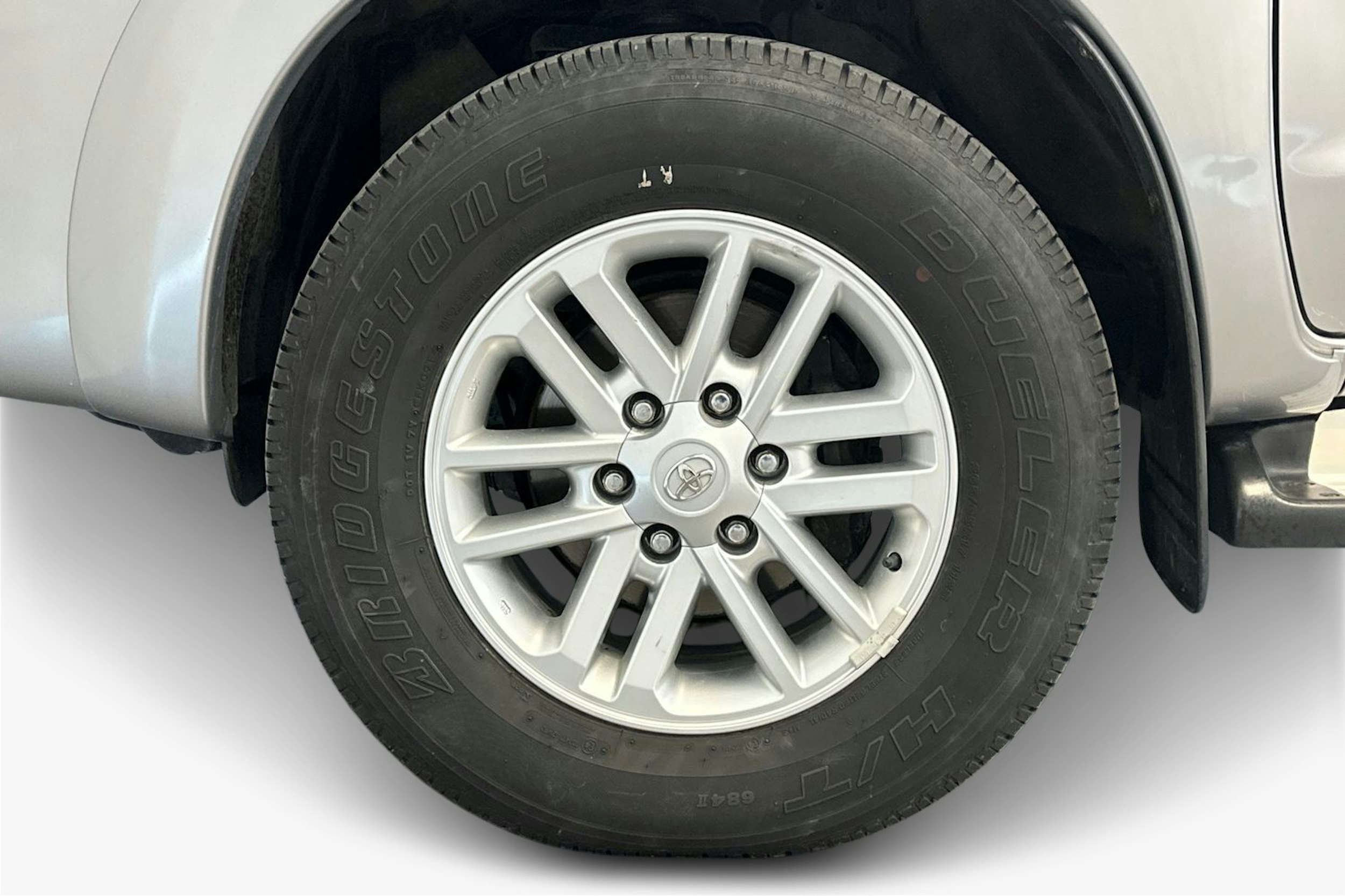 hopea Toyota Hilux 2016 kuva 11.