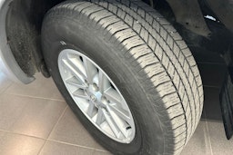 hopea Toyota Hilux 2016 kuva 13.