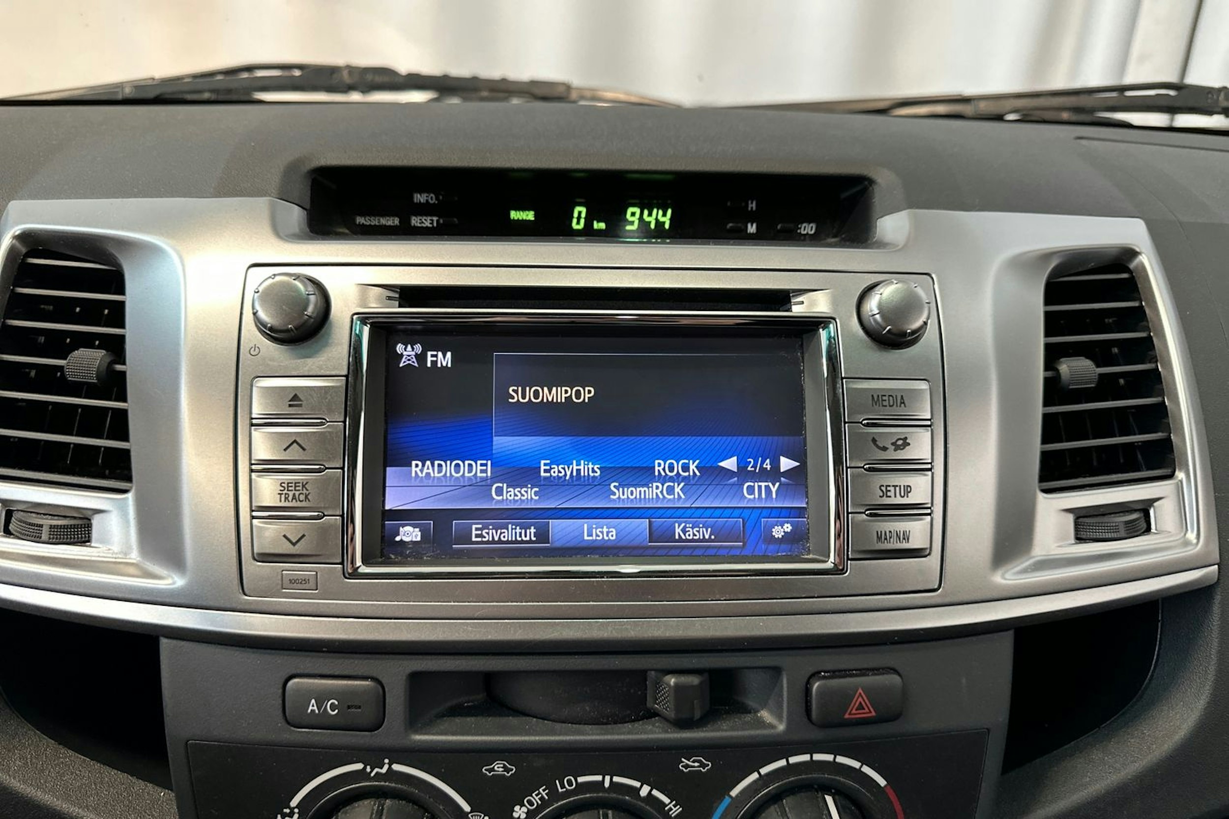 hopea Toyota Hilux 2016 kuva 22.
