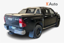 met. musta Toyota Hilux 2016 kuva 2.