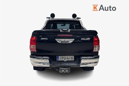 musta Toyota Hilux 2016 kuva 3.