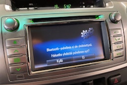 harmaa Toyota Hilux 2016 kuva 32.