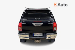 musta Toyota Hilux 2016 kuva 4.