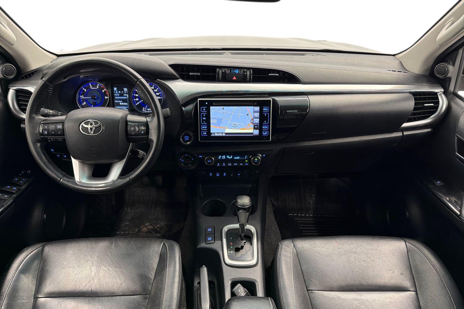 Toyota Hilux 2016, kuva 7/26