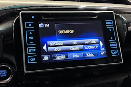 musta Toyota Hilux 2016 kuva 19.