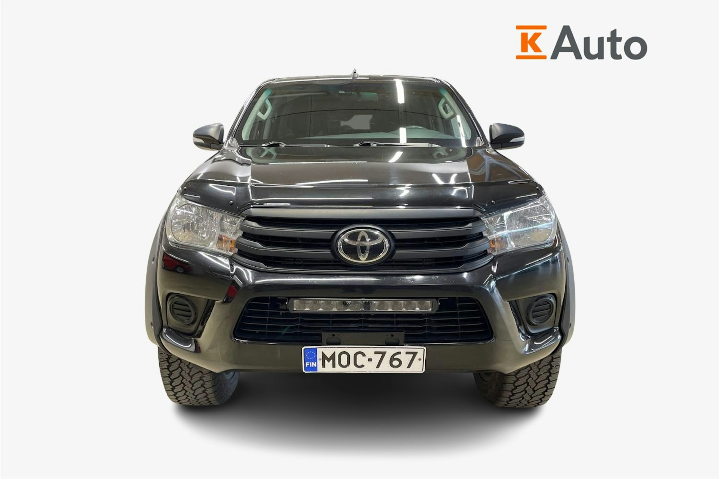 musta Toyota Hilux 2016 kuva 5.
