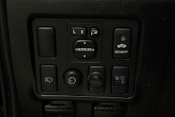 met. musta Toyota Hilux 2016 kuva 15.