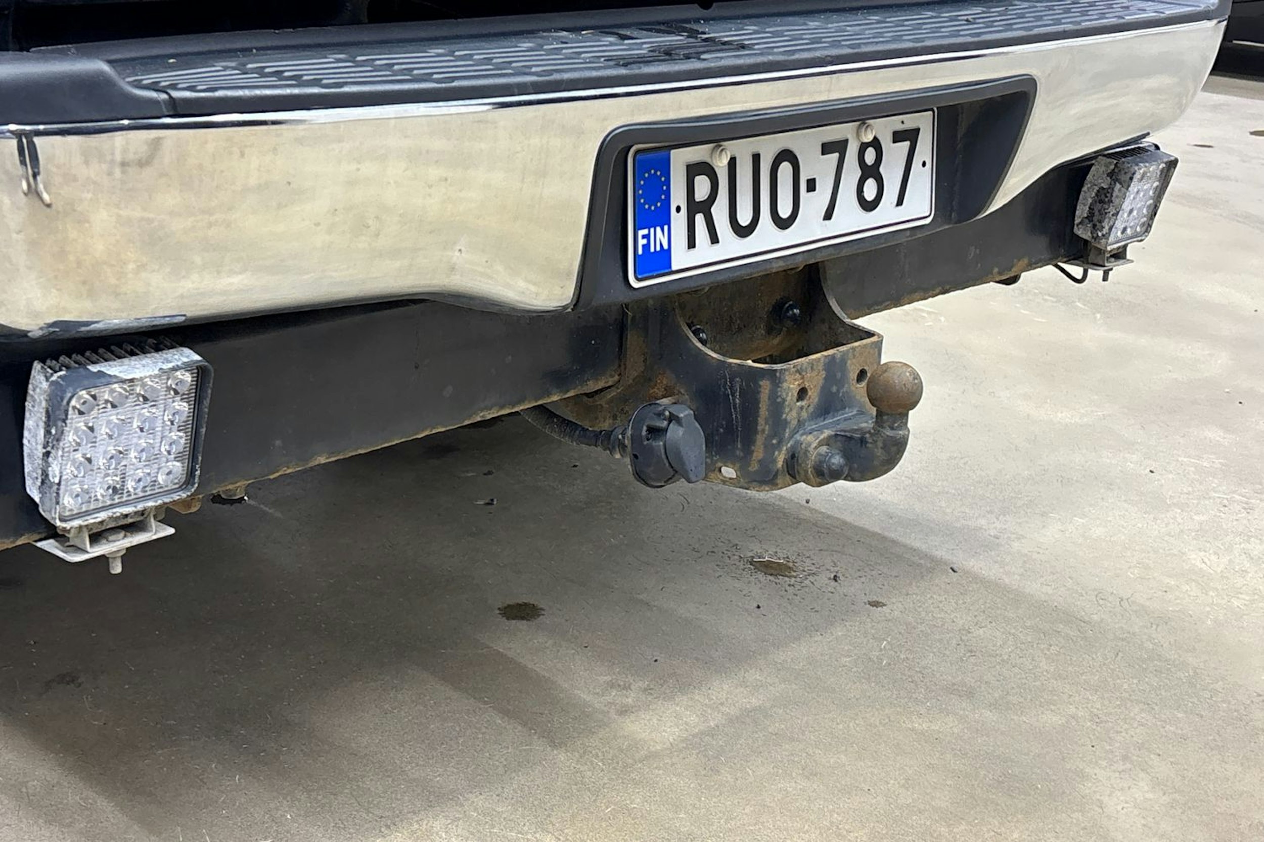 met. musta Toyota Hilux 2016 kuva 26.