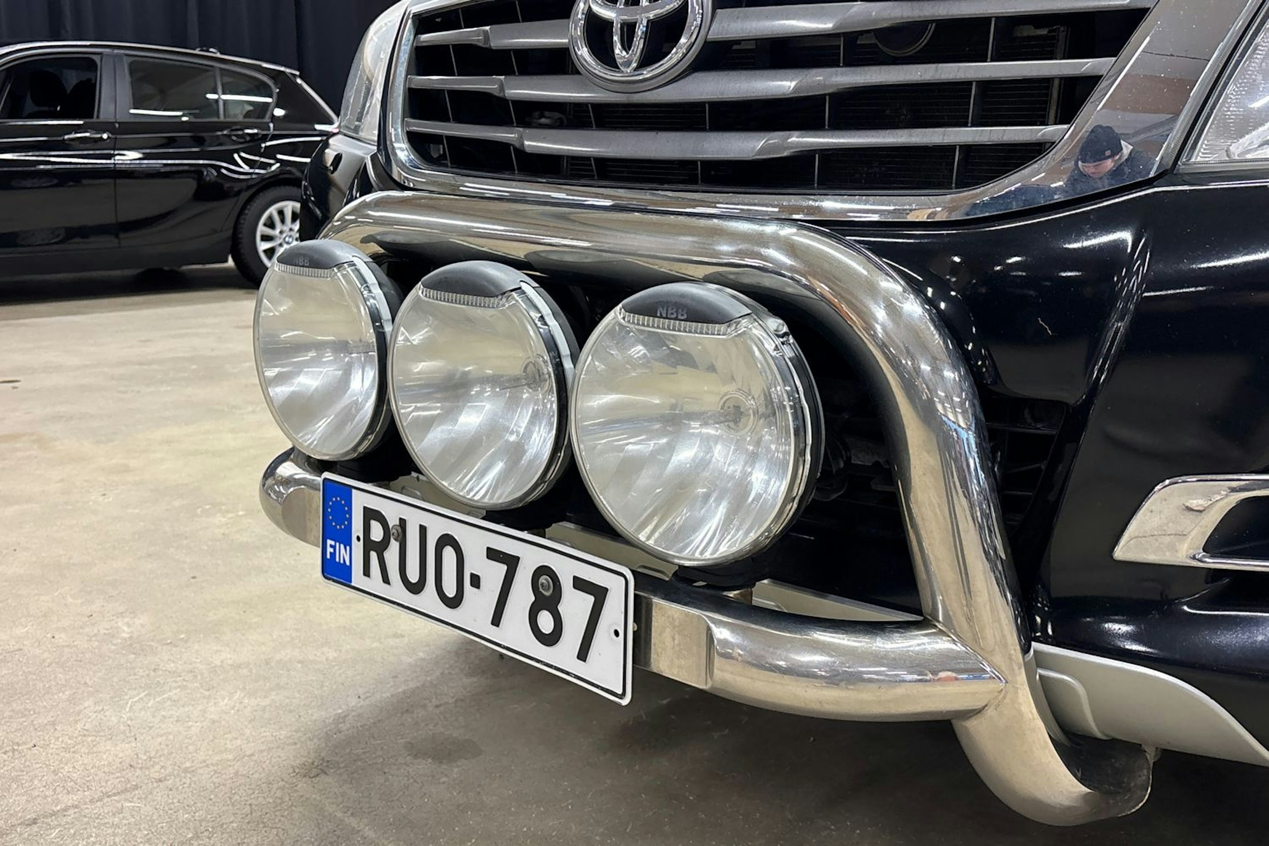 met. musta Toyota Hilux 2016 kuva 29.