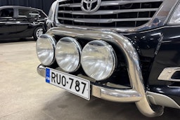 met. musta Toyota Hilux 2016 kuva 29.