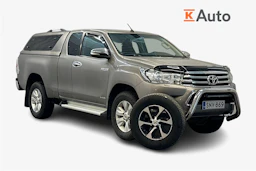 Ruskea (beige) Toyota Hilux 2016 kuva 1.