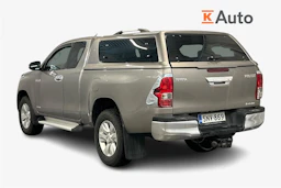 Ruskea (beige) Toyota Hilux 2016 kuva 2.