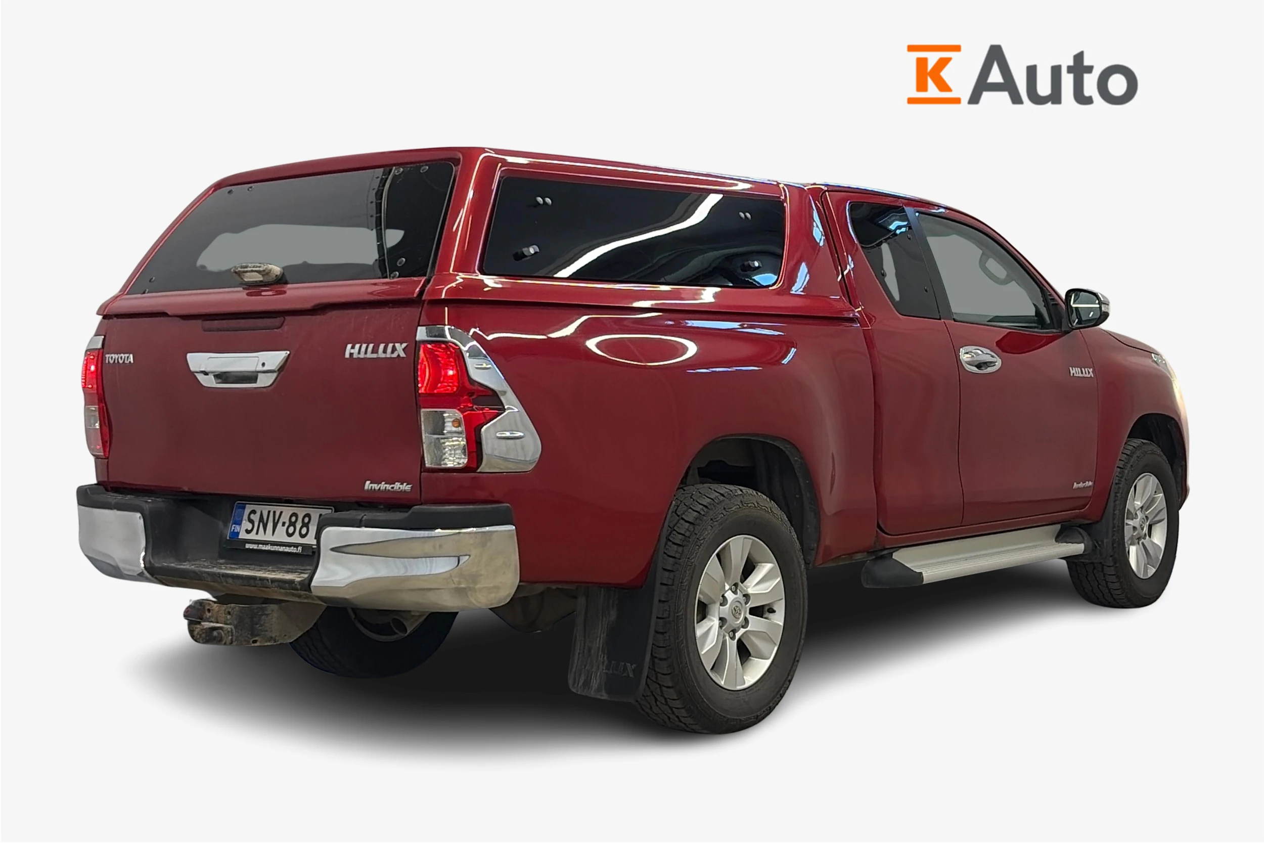 punainen Toyota Hilux 2016 kuva 2.