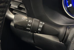 punainen Toyota Hilux 2016 kuva 19.